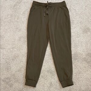 Recreation Thread & Supply Joggers